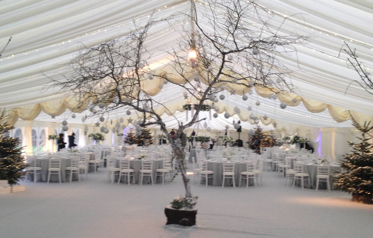 Winter-Wedding-2 Winter Wedding Christmas Themed Marquee Hire